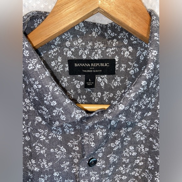 2/40$ Men’s‎ BANANA REPUBLIC floral gray tailored slim buttoned shirt size Large - Picture 3 of 7